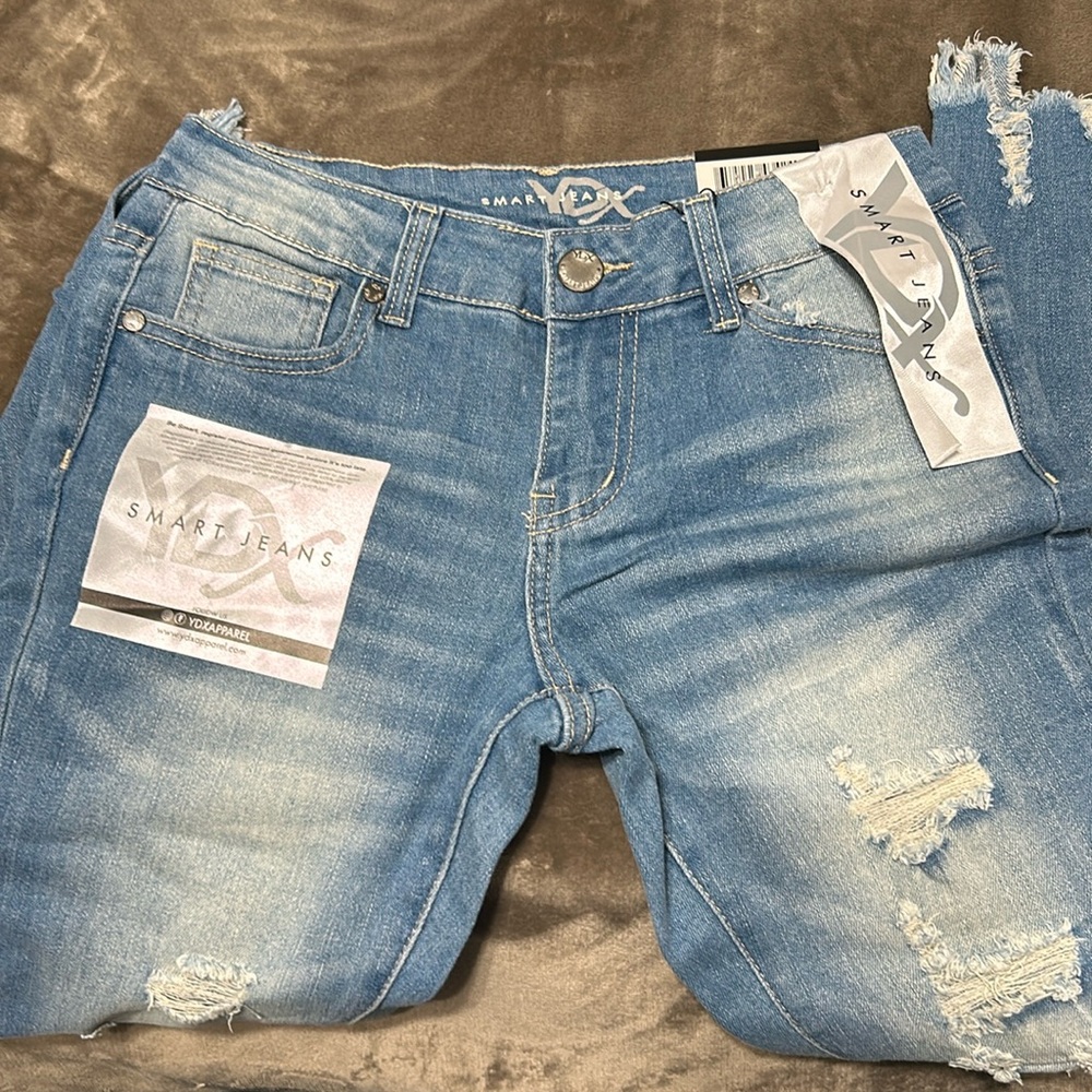 Ripped skinny jeans